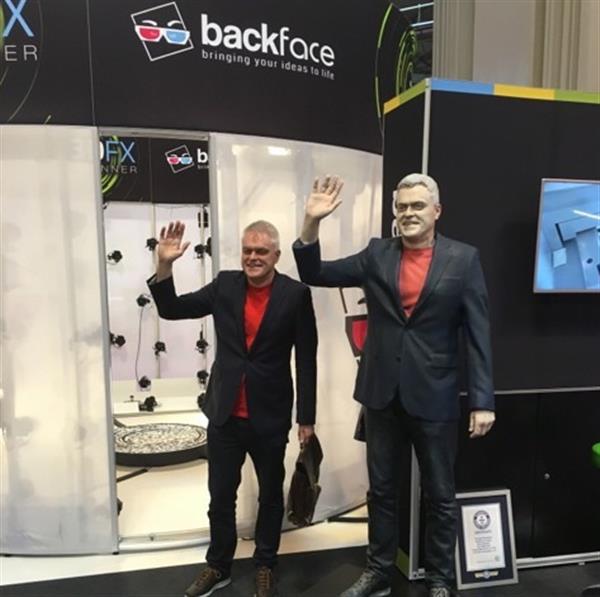 3D打印怎么樣 世界最高2米3D打印人像破吉尼斯記錄-e鍵打印|專注3D打印服務|3D打印機技術材料價格表
3d打印人像,3d打印人像館,3d打印人像流程,3d打印人像成本,3d打印人像燈,3d打印人像定制,3d打印人像設計,3d打印人像必須掃描嗎