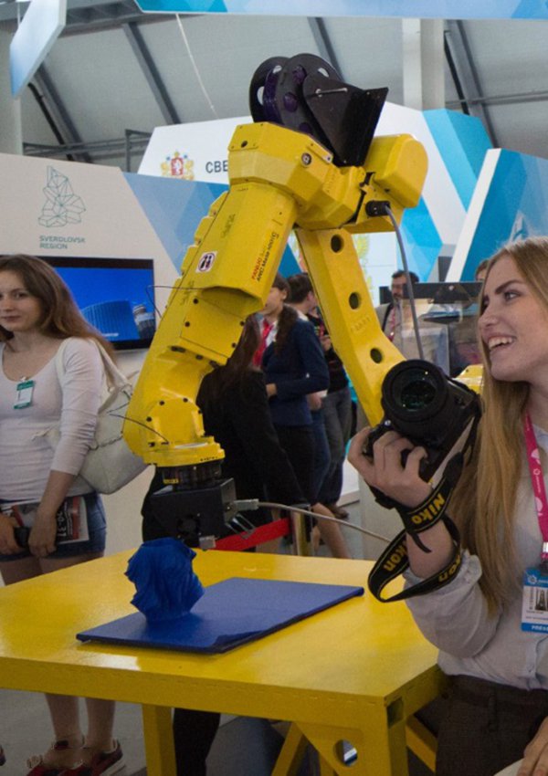 增材制造技術共同進步 中國制造與國外合作3D打印機器人